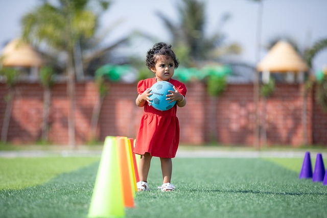 优雅永不过时！沉肩虚晃是最实用的过人技巧足球.